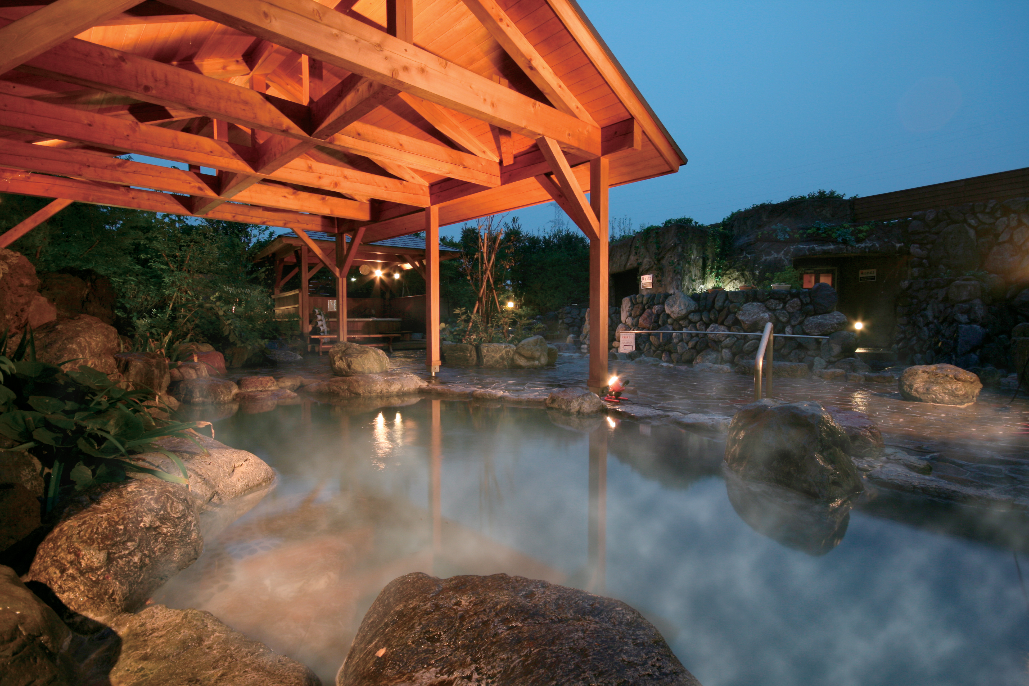 かんなの湯　ロハスガルテンキャンプ場