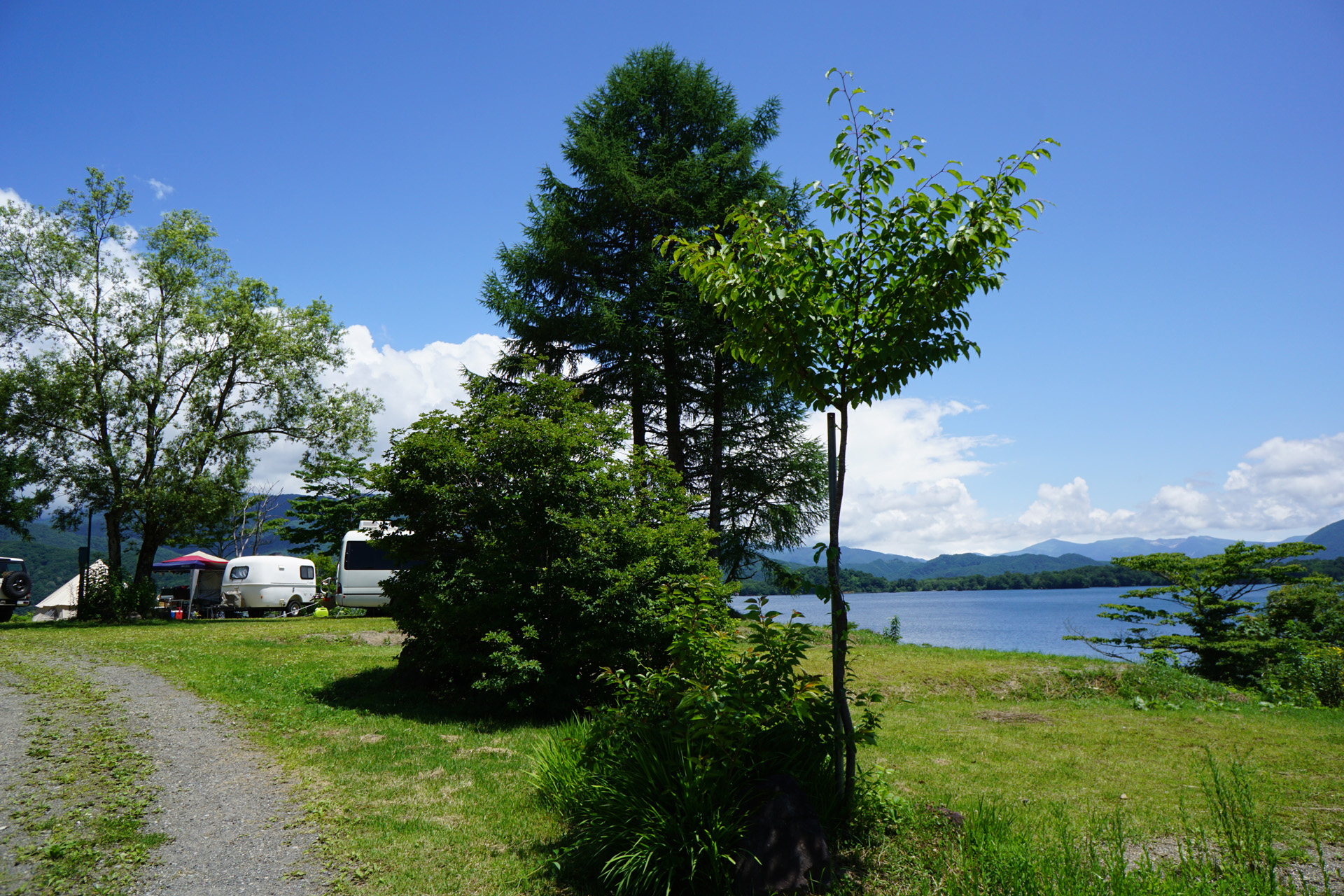 桧原西湖畔オートキャンプ場